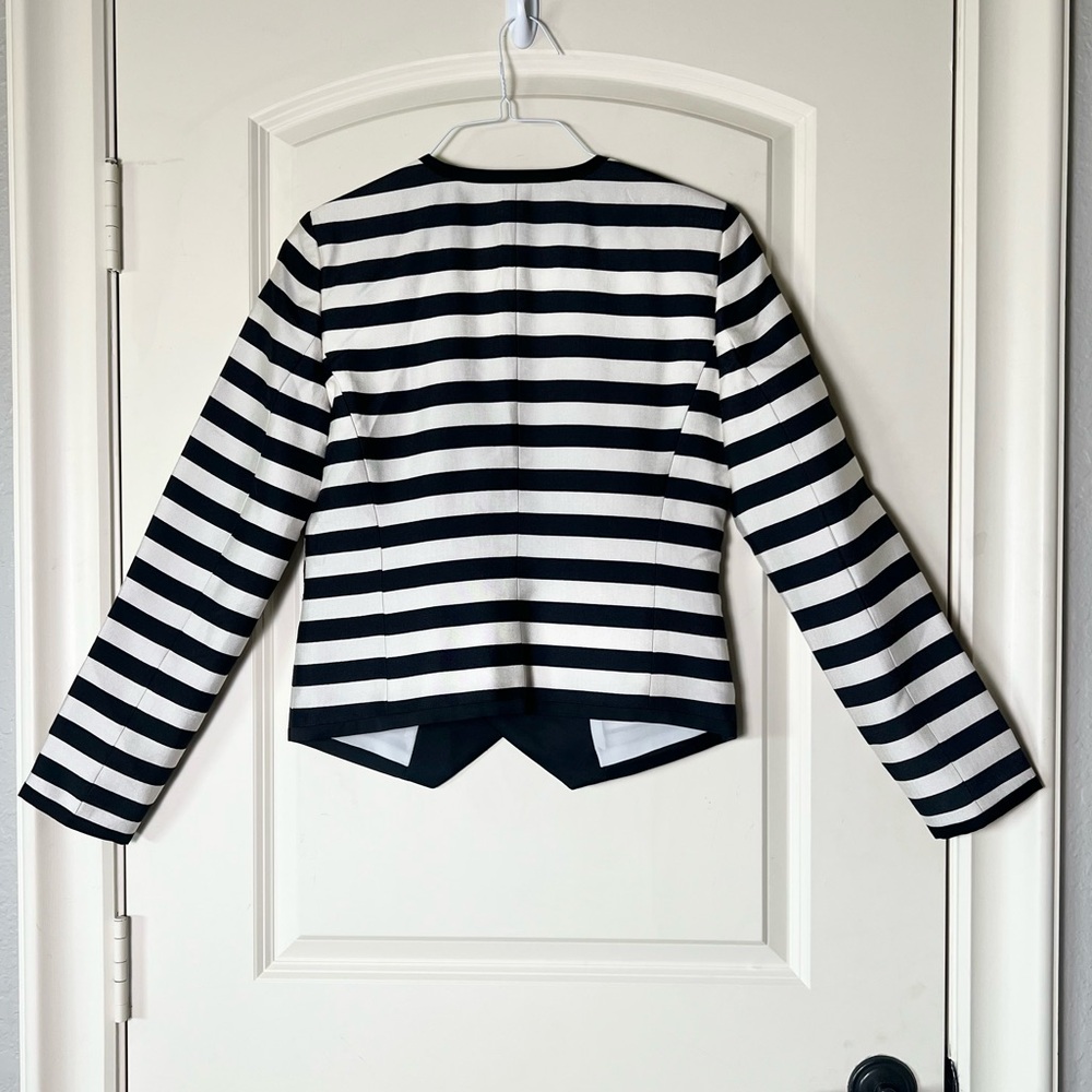 Ann Taylor Black and Ivory striped blazer New with tags size 6 - Picture 8 of 8